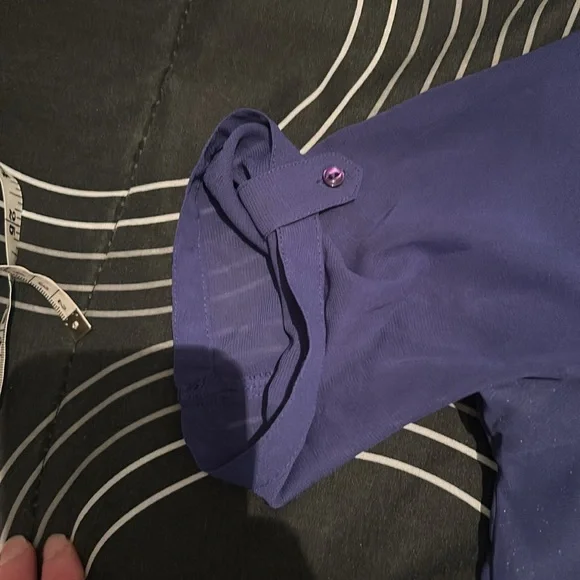 Blouse - Picture 3 of 4